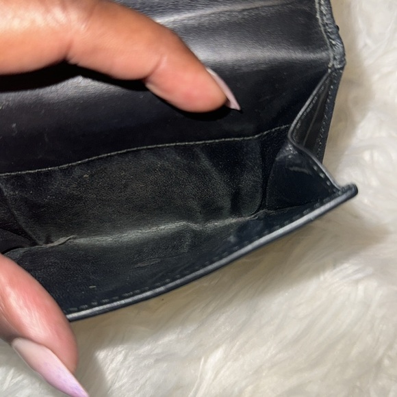 2 Gucci rehab wallets - Picture 16 of 16